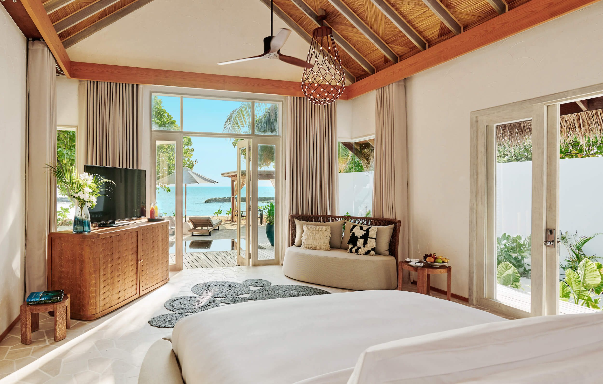 Sunrise Beach Villa with Pool