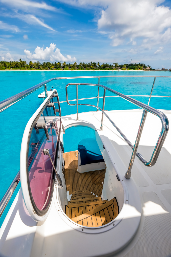 SFF Azimut Sirru Fen Fushi Azimut Yacht (14)