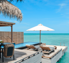 FAIRMONT MALDIVES THREE BEDROOM WATER SUNSET FRIENDS PARTY 1